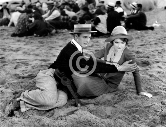 Boardman, Eleanor (Crowd, The)02