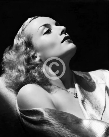 Carole Lombard Hollywood Bombshell