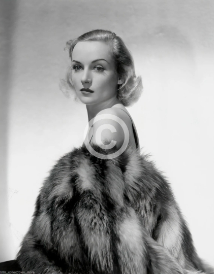 Carole Lombard in Furs c. 1930s, studio portrait