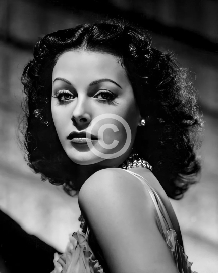 Hedy Lamarr glamour photograph c 1943
