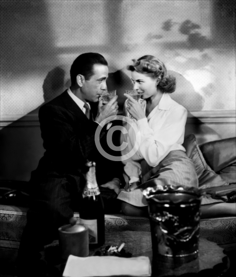 Humphrey Bogart and Ingrid Bergman (Casablanca) 