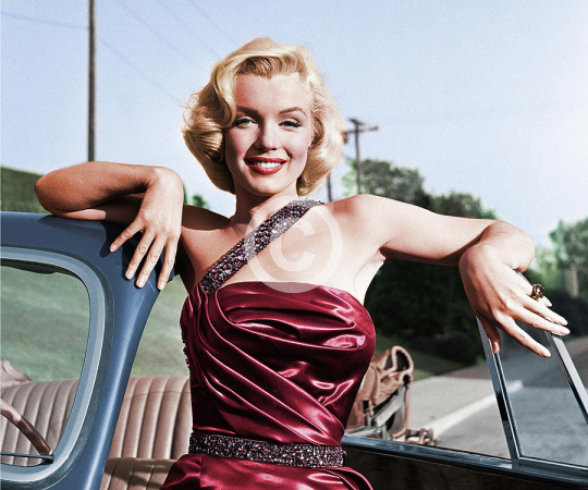 Marilyn Monroe In Dramatic Color From The Set Of How To Marry A Millionaire