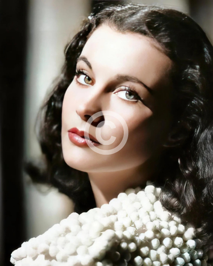Vivien Leigh studio portrait c. 1940s